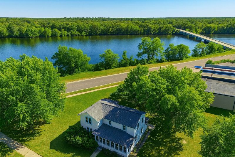 Best Gutter Protection Contractors in Mount Holly, NC